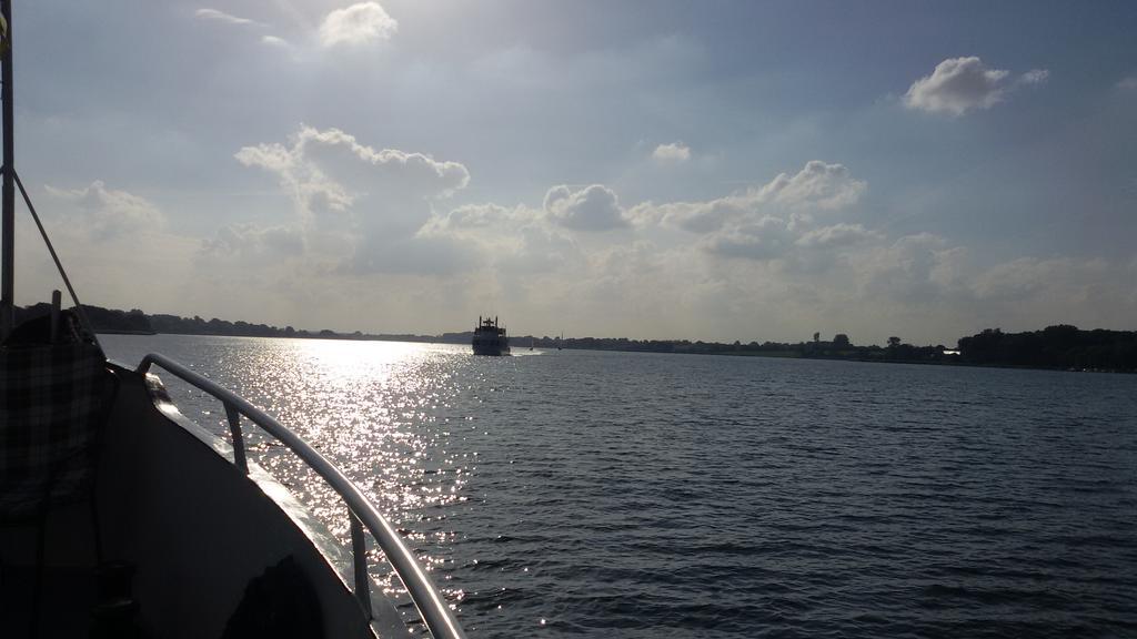 Ostseefjord-Schlei-Blick Im Wikingturm Schleswig Esterno foto