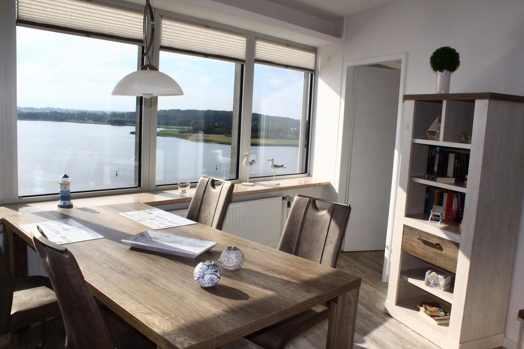 Ostseefjord-Schlei-Blick Im Wikingturm Schleswig Esterno foto