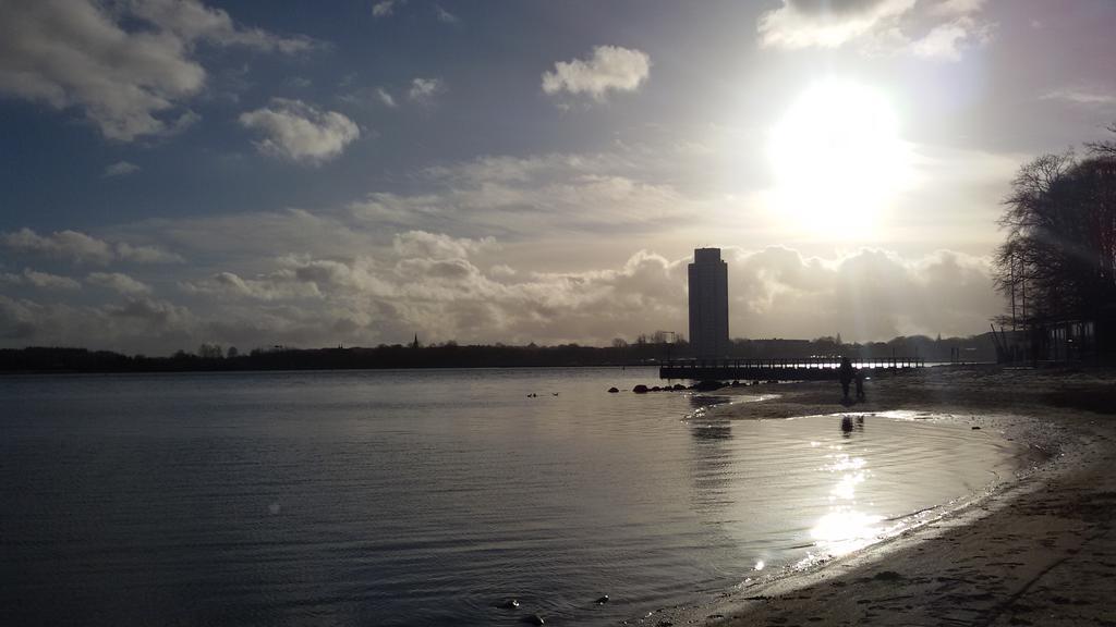 Ostseefjord-Schlei-Blick Im Wikingturm Schleswig Esterno foto